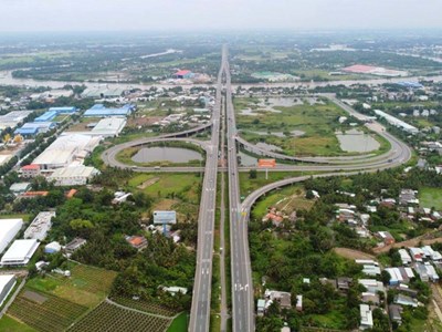 Quyết liệt đẩy mạnh giải ngân vốn đầu tư công những tháng cuối năm