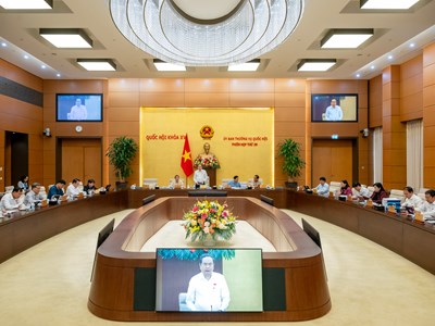 Tinh giản bộ máy, sắp xếp đơn vị hành chính Trung ương phải gương mẫu đi đầu