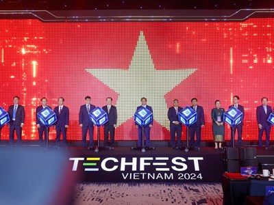 Thủ tướng dự Ngày hội Khởi nghiệp đổi mới sáng tạo