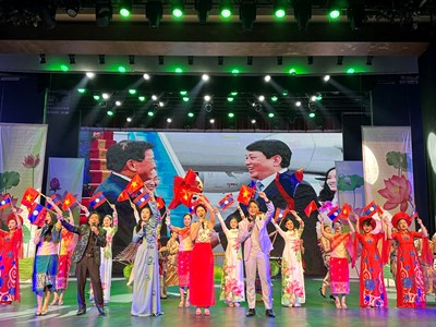 Khai mạc Tuần Văn hóa Việt Nam tại CHDCND Lào 2024