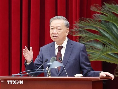 Khẩn trương tham mưu việc tinh gọn bộ máy