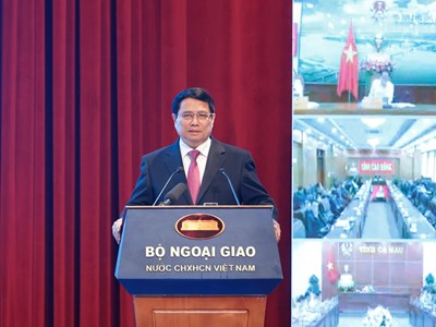 Đẩy mạnh ngoại giao kinh tế, ngoại giao văn hoá