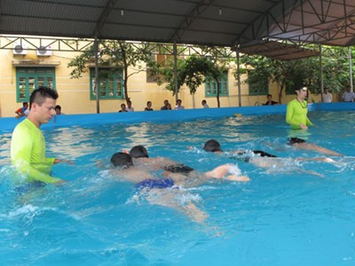 Hoàn thiện cơ chế, chính sách cho việc tổ chức dạy bơi an toàn trong trường học