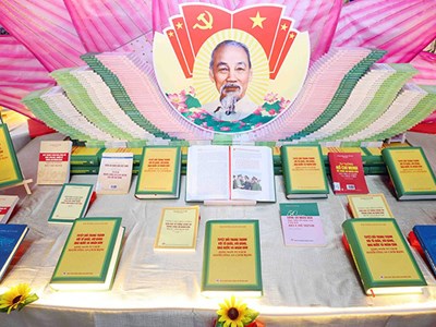 Phát hành cuốn sách của Tổng Bí thư Tô Lâm về người Công an cách mạng