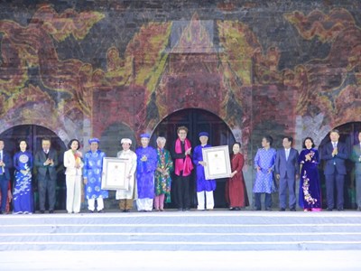 Bát Tràng và Vạn Phúc được vinh danh là thành viên của Mạng lưới các thành phố thủ công sáng tạo trên toàn thế giới