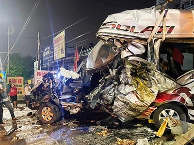 Chậm nhất trong 2 giờ phải báo cáo nhanh với Thủ tướng khi xảy ra tai nạn giao thông đặc biệt nghiêm trọng