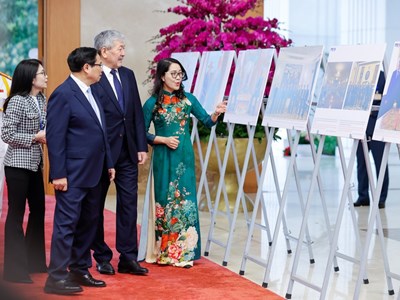 Thủ tướng Phạm Minh Chính chủ trì lễ đón chính thức Thủ tướng Kyrgyzstan