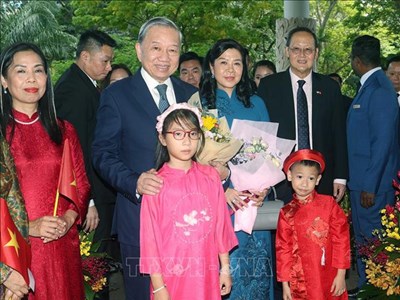 Tổng Bí thư Tô Lâm và phu nhân bắt đầu thăm chính thức Cộng hòa Singapore