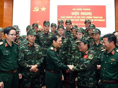 Đoàn công tác Bộ Quốc phòng và Bộ Công an lên đường cứu hộ tại Myanmar