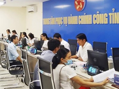 Thủ tướng Chính phủ yêu cầu cắt giảm điều kiện đầu tư kinh doanh, đơn giản hóa thủ tục hành chính