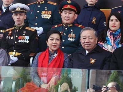 Tổng Bí thư Tô Lâm và phu nhân dự Lễ duyệt binh kỷ niệm 80 năm Ngày Chiến thắng trong Chiến tranh Vệ quốc vĩ đại tại Moskva