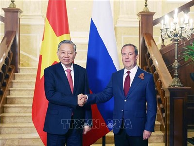 Tổng Bí thư Tô Lâm hội kiến Chủ tịch Đảng Nước Nga Thống nhất