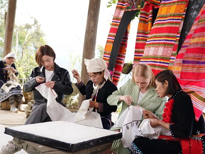 Điều chỉnh một số nội dung Chương trình phát triển kinh tế - xã hội vùng dân tộc thiểu số và miền núi