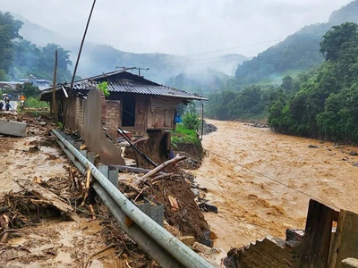 Tập trung ứng phó nguy cơ sạt lở đất, lũ quét, ngập lụt cục bộ ở Bắc Bộ