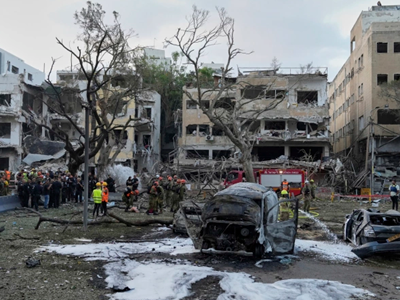 Khuyến cáo công dân sẵn sàng về nước hoặc sang nước thứ ba khi chính quyền cho phép