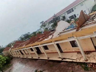 Thủ tướng yêu cầu hoàn thành sửa chữa trường học bị thiệt hại do thiên tai trước 1.9