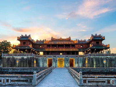  Trưng bày “Di sản văn hóa Việt Nam - Sức sống từ truyền thống đến hiện đại”