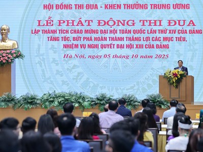 Thủ tướng phát động đợt thi đua cao điểm lập thành tích chào mừng Đại hội XIV của Đảng