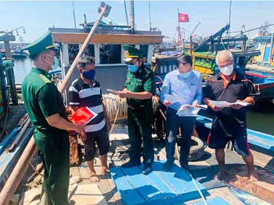 Truyền thông cao điểm chống khai thác hải sản bất hợp pháp