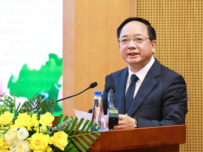 Hoàn thiện quy định về công tác chính trị, tư tưởng của Đảng trong tình hình mới