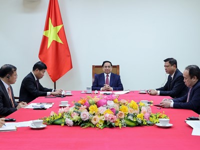 Thủ tướng Việt Nam và Singapore mong muốn Campuchia và Thái Lan kiềm chế, đối thoại