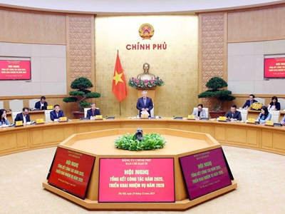 Nâng cao hiệu quả bảo vệ nền tảng tư tưởng của Đảng trong tình hình mới