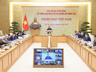 Thủ tướng: Đưa các dự án nhà ở xã hội vào "luồng xanh"khi làm thủ tục