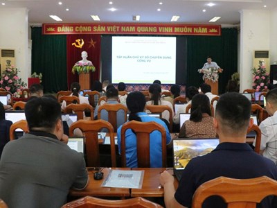 100% cán bộ, công chức, viên chức cấp xã có chữ ký số cá nhân để giải quyết công việc trên môi trường điện tử