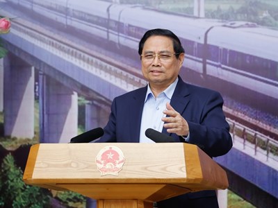 Thủ tướng: Khẩn trương triển khai tuyến đường sắt kết nối TP.HCM với Long Thành