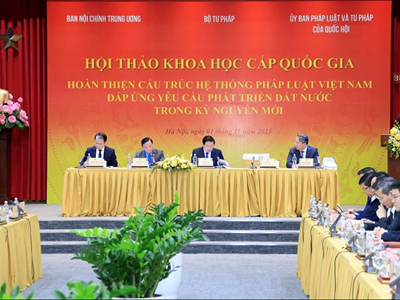 Hoàn thiện cấu trúc hệ thống pháp luật, tạo nền tảng pháp lý vững chắc thúc đẩy tăng trưởng kinh tế liên tục trên 10%