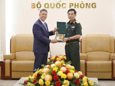 Đại tướng Phan Văn Giang tiếp quyền Bộ trưởng Bộ Hải quân Hoa Kỳ Hùng Cao