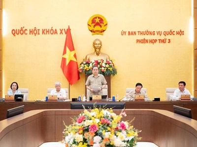 Chủ tịch Quốc hội: Chấm dứt tình trạng luật đã có hiệu lực nhưng văn bản hướng dẫn chậm ban hành