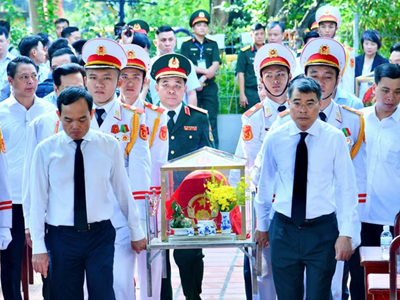 Thủ tướng: Nguyện làm hết sức mình tìm kiếm, đưa các Anh hùng liệt sĩ về với gia đình, quê hương