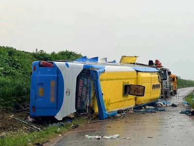 Thủ tướng Chính phủ yêu cầu khẩn trương điều tra, làm rõ nguyên nhân vụ tai nạn trên tuyến cao tốc Pháp Vân - Cầu Giẽ