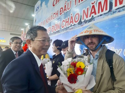 Đề nghị tăng chuyến bay để hỗ trợ “Chuỗi sự kiện du lịch Hè năm 2014”