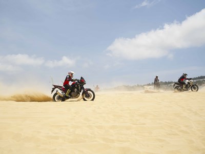 Đến Quy Nhơn, đừng quên trải nghiệm đồi cát bán đảo Phương Mai