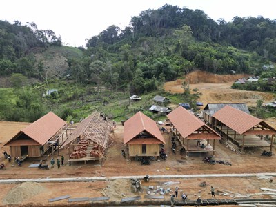 Đồng bào miền núi an cư từ chương trình mục tiêu quốc gia