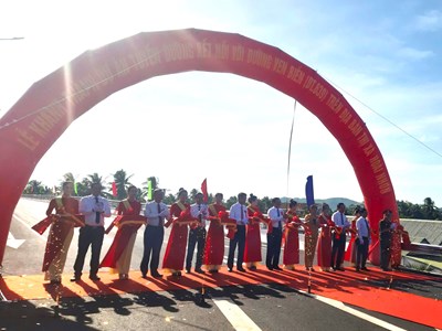 Bình Định khánh thành tuyến đường ven biển gần 790 tỉ đồng