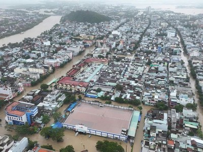 Nam Trung Bộ và Tây Nguyên: Khẩn trương di dời dân trước cơn lũ lịch sử