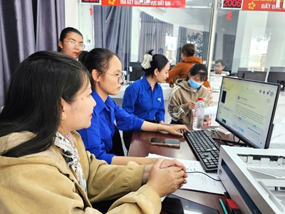 Lan tỏa thông tin Ngày hội non sông qua mạng xã hội