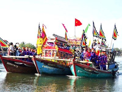 Đặc sắc Lễ hội Cầu ngư hơn 240 năm trên đầm Thị Nại