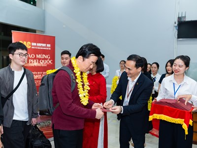 Cảng HKQT Phú Quốc đón chuyến bay “xông đất” từ Hàn Quốc