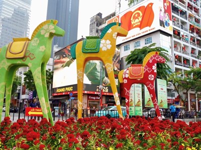 Mở cửa đường hoa Nguyễn Huệ tối 15.2, TP.HCM bừng sáng với AI và AR