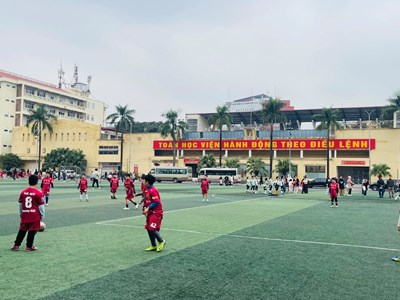 Mỗi học sinh chọn một môn thể thao, nghệ thuật: Tự nguyện đến đâu?
