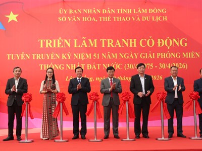 Lâm Đồng: Triển lãm tranh cổ động kỉ niệm 51 năm Ngày giải phóng miền Nam