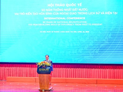 Vai trò kiến tạo của Ngoại giao trong lịch sử và hiện tại”