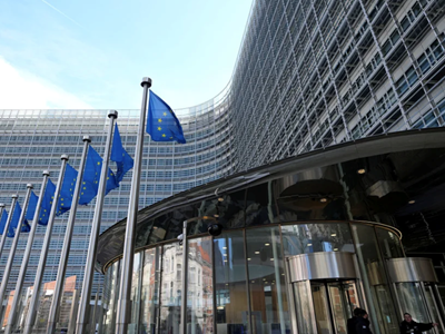 EU phạt Apple và Meta gần 800 triệu USD