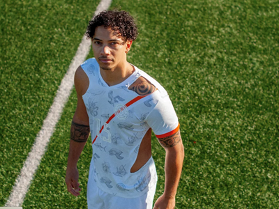 Độc lạ kiểu áo bóng đá gửi gắm thông điệp về biến đổi khí hậu