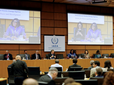 IAEA ra nghị quyết về chương trình hạt nhân của Iran