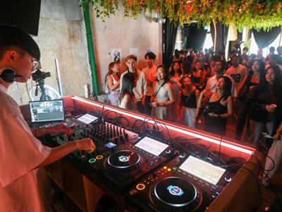 Gen Z bất ngờ tìm thấy thú vui mới ở những “bữa tiệc tỉnh táo” 